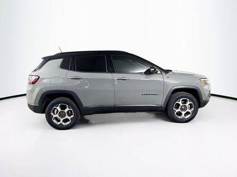 Used 2022 Jeep Compass Trailhawk w/ Trailhawk Elite Group AWD/4WD image 2