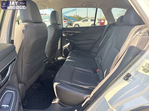 Used 2020 Subaru Outback Limited w/ Popular Package #2 image 16