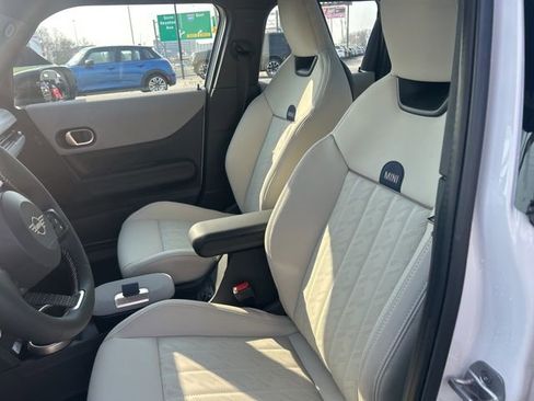 New 2026 MINI Cooper 4-Door Hardtop image 13