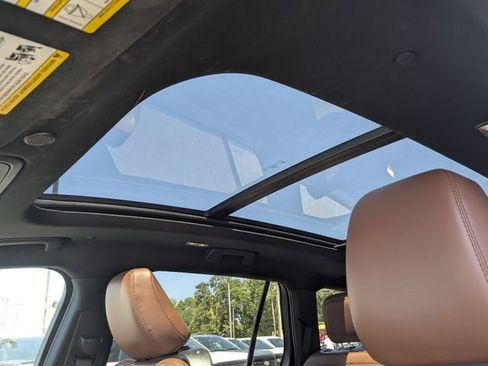 Used 2023 Lincoln Aviator Reserve w/ Equipment Group 201A RWD image 21