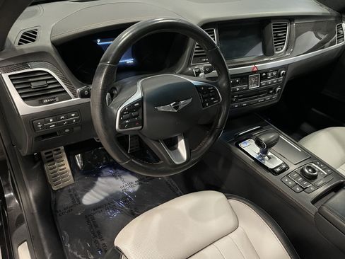Used 2019 Genesis G80 3.3T Sport RWD image 13