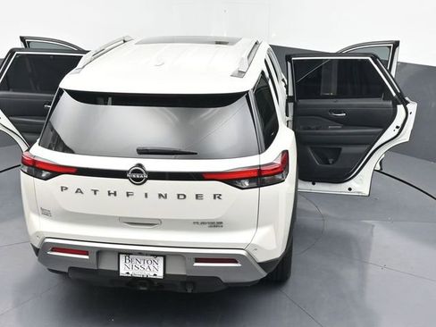 Used 2023 Nissan Pathfinder Platinum AWD/4WD image 47