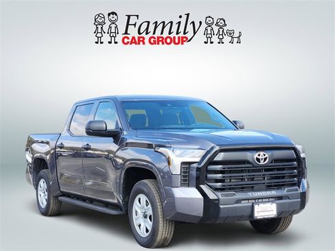 Used 2025 Toyota Tundra SR w/ SR Tow Package image 2