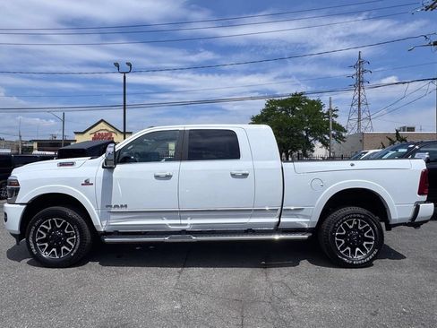Used 2026 RAM 2500 Limited AWD/4WD image 4