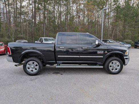 Used 2018 RAM 2500 Laramie image 3