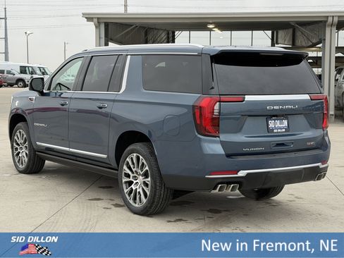 New 2026 GMC Yukon XL Denali w/ Denali Reserve Package image 8