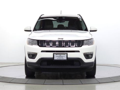 Used 2021 Jeep Compass Latitude w/ Sun and Sound Group AWD/4WD image 2