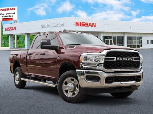 Used 2024 RAM 2500 Tradesman w/ Chrome Appearance Group AWD/4WD image 1