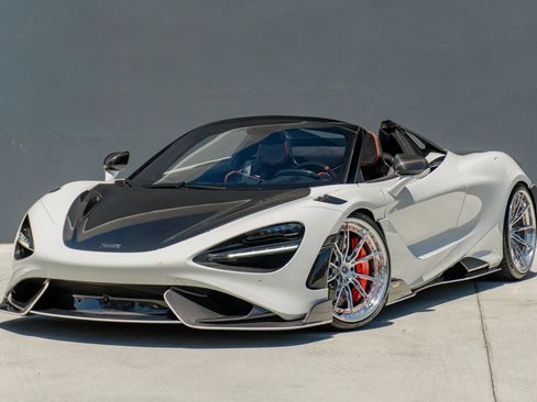 Used 2022 McLaren 765LT RWD image 5