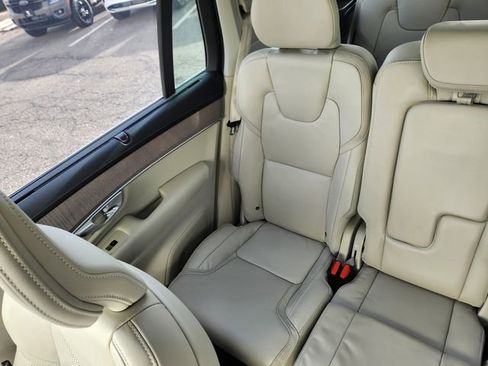 New 2026 Volvo XC90 B6 Ultra image 13