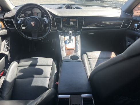 Used 2015 Porsche Panamera S RWD image 17
