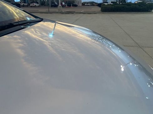 Used 2022 Toyota Corolla LE image 16