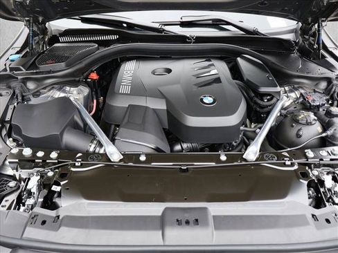 Used 2026 BMW 530i xDrive AWD/4WD image 26