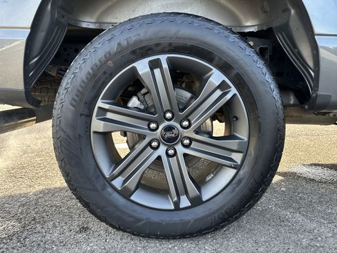 Used 2023 Ford F150 Lariat w/ Equipment Group 502A High image 34