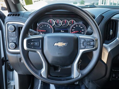 Used 2021 Chevrolet Silverado 2500 LT image 20