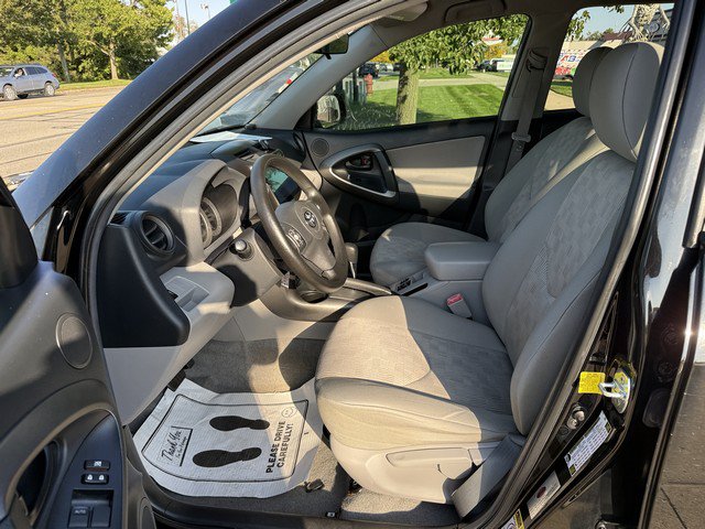 Used 2012 Toyota RAV4 FWD w/ Value Pkg image 9