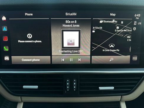 Used 2022 Porsche Cayenne Coupe image 48