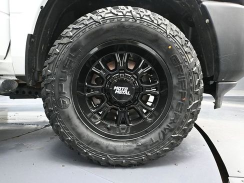 Used 2022 RAM 2500 Tradesman image 16