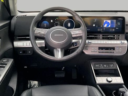 Used 2026 Hyundai Kona Limited FWD image 6