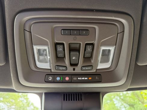 Used 2023 GMC Sierra 1500 Denali w/ Denali Reserve Package AWD/4WD image 35