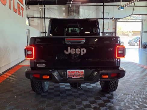Used 2020 Jeep Gladiator Mojave AWD/4WD image 5