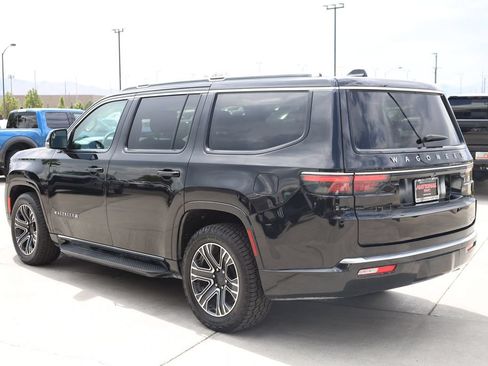 Used 2024 Jeep Wagoneer Series II w/ Flexible Seating Group AWD/4WD image 4
