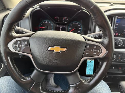 Used 2022 Chevrolet Colorado LT w/ Fleet Safety Package image 20