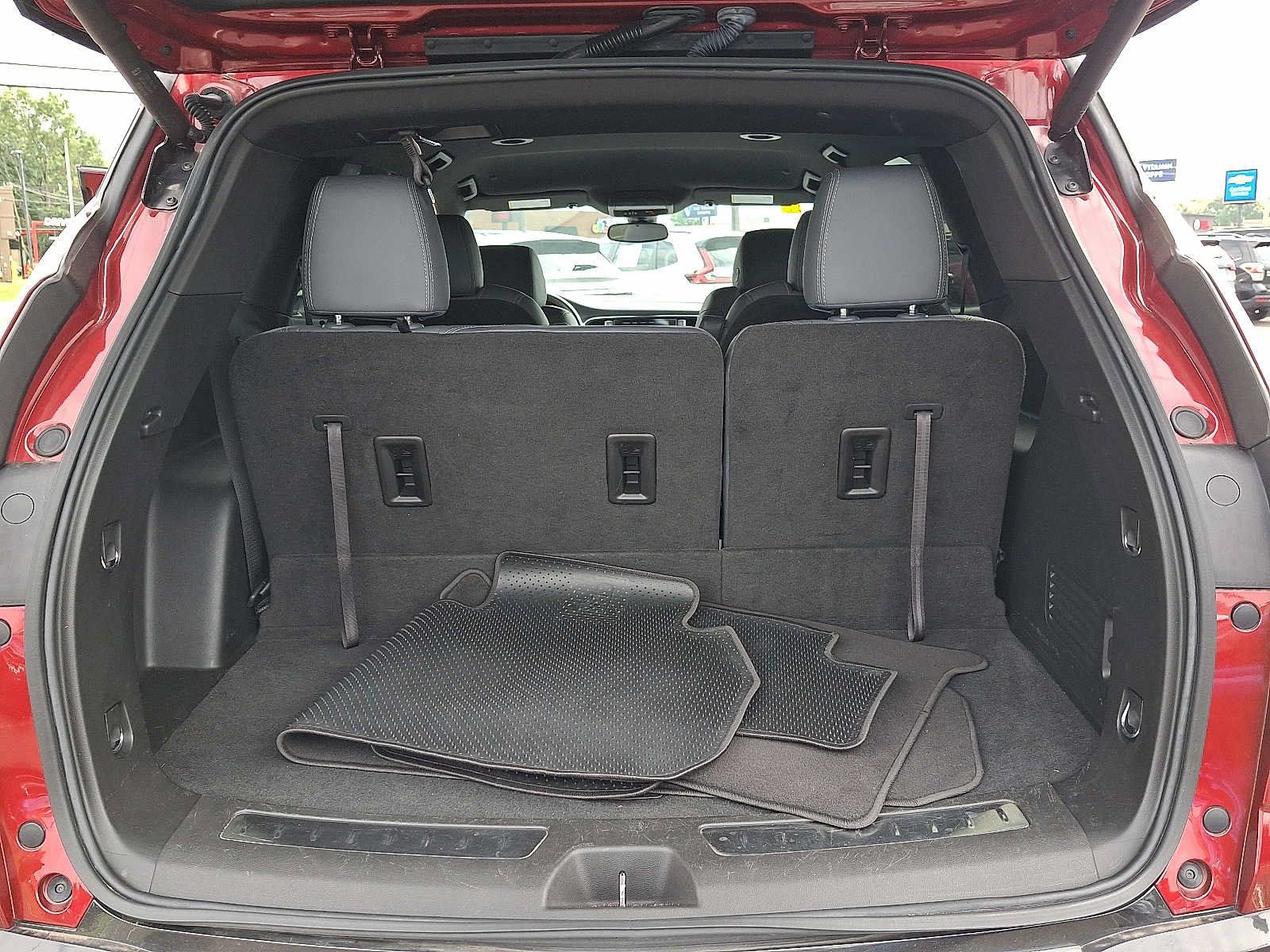 Used 2023 Buick Enclave Essence FWD image 28