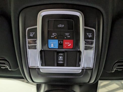 Used 2025 RAM 2500 Laramie w/ Night Edition image 26