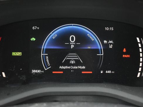 Used 2025 Toyota Camry LE image 31