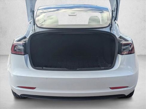 Used 2018 Tesla Model 3 Long Range image 6