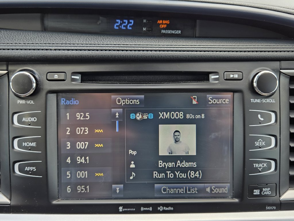 Used 2018 Toyota Highlander XLE FWD image 17
