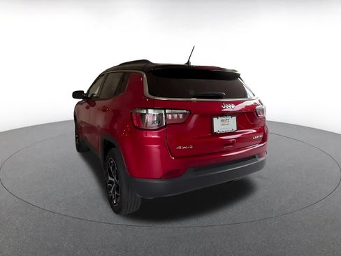 Used 2025 Jeep Compass Limited AWD/4WD image 9