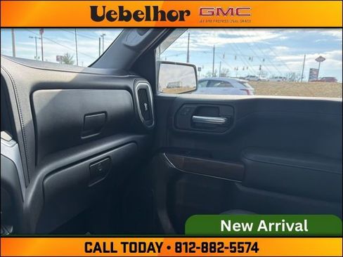 Used 2021 GMC Sierra 1500 SLT w/ SLT Premium Package image 32