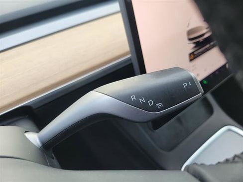 Used 2022 Tesla Model 3 Long Range image 55