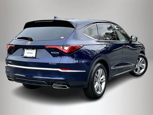 Used 2023 Acura MDX SH-AWD image 5