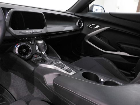 Used 2018 Chevrolet Camaro SS RWD image 55