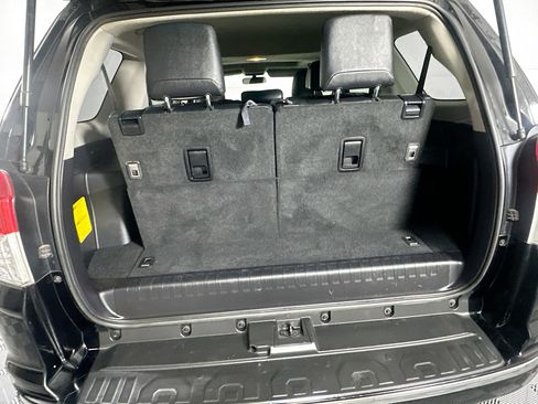 Used 2011 Toyota 4Runner SR5 image 27