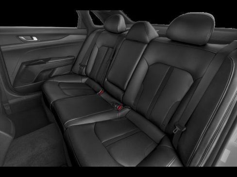 Used 2023 Kia K5 GT-Line image 10