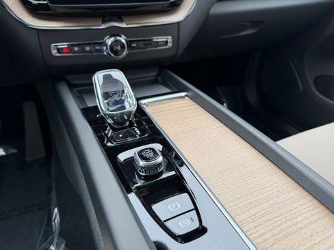 New 2026 Volvo XC60 B5 Plus w/ Protection Package Premier image 13