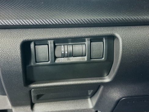 Used 2026 Subaru Crosstrek 2.0i Premium image 10