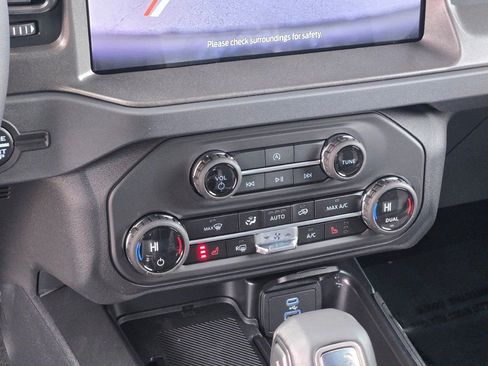 New 2025 Ford Bronco Big Bend image 25