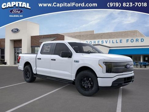New 2025 Ford F150 Lightning XLT image 7