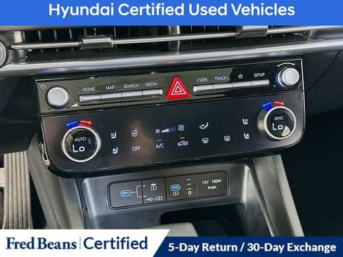Certified 2025 Hyundai Santa Cruz Limited AWD/4WD image 26