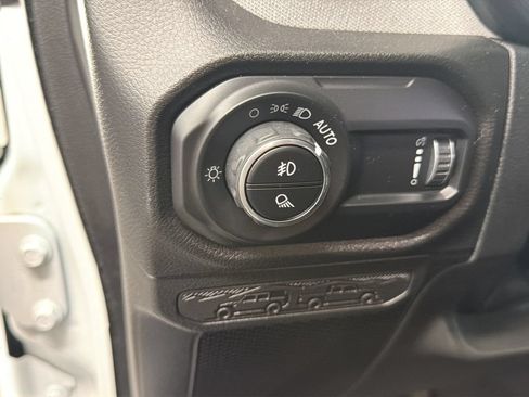 Used 2025 Jeep Gladiator Sport AWD/4WD image 20