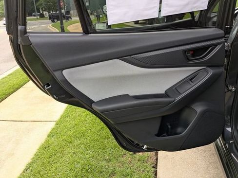 Used 2019 Subaru Crosstrek 2.0i Premium w/ Moonroof Package AWD/4WD image 33