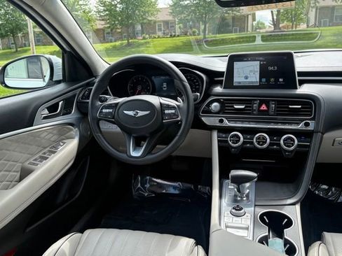 Used 2021 Genesis G70 2.0T w/ Prestige Package RWD image 27