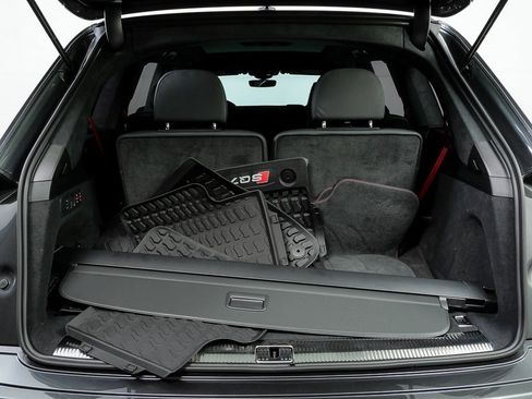 Used 2026 Audi SQ7 Prestige w/ S Sport Package image 33