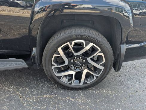 Used 2024 Chevrolet Silverado EV RST AWD/4WD image 24