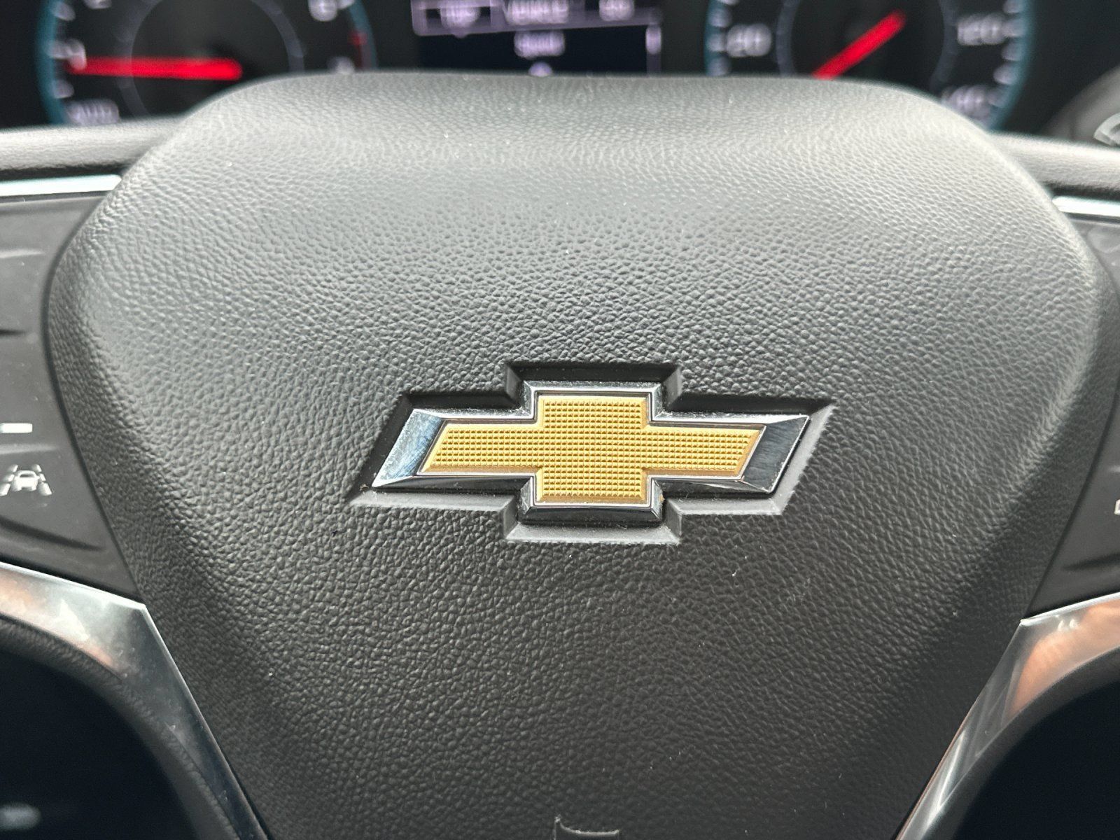 Used 2025 Chevrolet Malibu LT FWD image 40